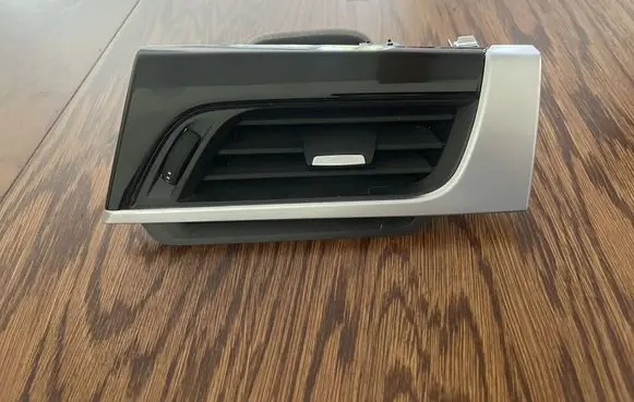 BMW X2 F39 Dashboard air vent grill cover trim 9292740