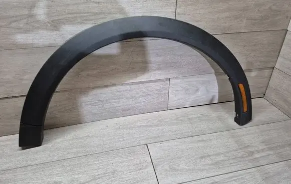 Ford Mach-E I Rear arch trim LJ8B-R286D03-A