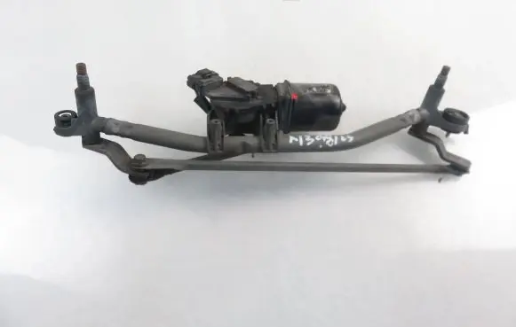 Front wiper linkage