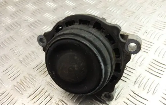BMW X3 F25 Engine mount bracket 6856183