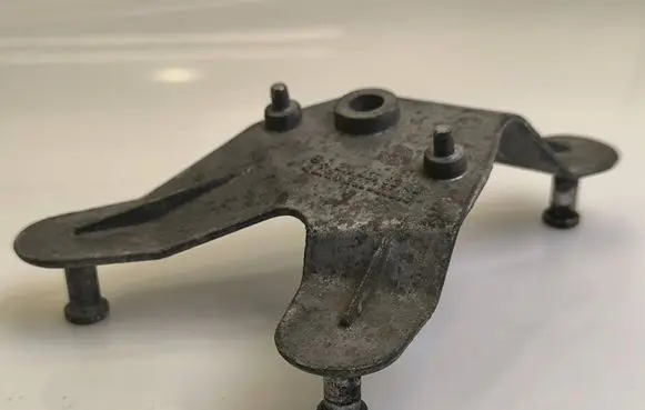 Mercedes-Benz E W211 ABS pump bracket A2114310340 200000018
