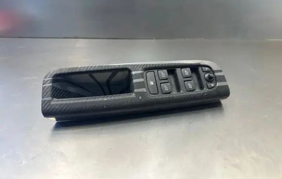 Volvo V50 Electric window control switch 30739845 30739846 30739847