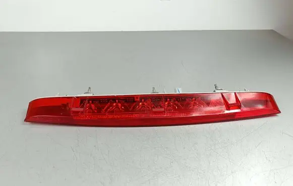 Honda CR-V Third/center stoplight