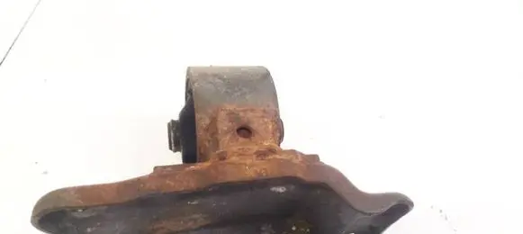 Mitsubishi Outlander Engine mount bracket