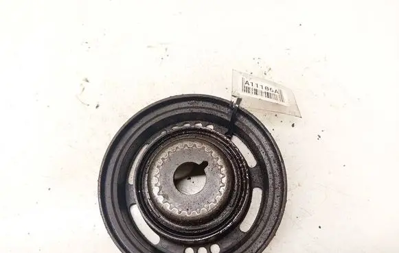 Opel Zafira B Crankshaft pulley 55559328