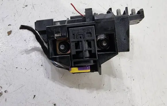 Audi A6 S6 C6 4F Battery relay fuse 4F0915519
