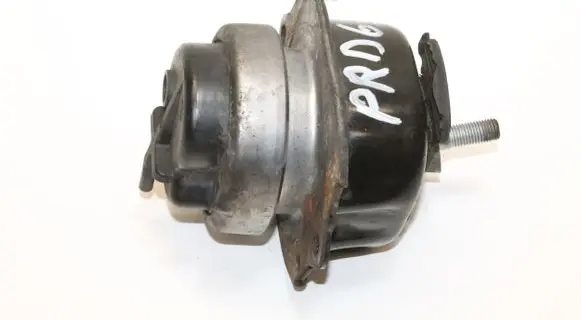 BMW X5 E70 Engine mount bracket