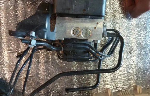 Volvo V60 ABS Pump 31423348 A426G 10021210034