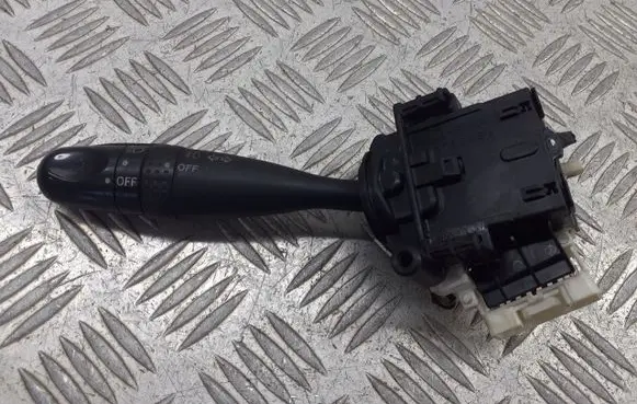 Toyota RAV 4 (XA20) Wiper control stalk 1736482