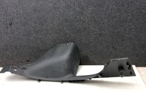 Renault Captur Rear sill trim cover 769535901R 633140081