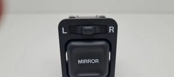 Honda Civic Wing mirror switch 1834982