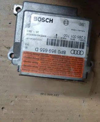 Audi A4 S4 B7 8E 8H Airbag control unit/module 8P0959655D 0285001700 9696018