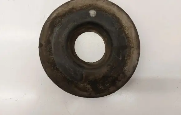 Volkswagen Golf VII Front coil spring rubber mount 5Q0512149A