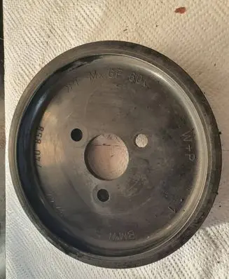 BMW 7 E38 Power steering pump pulley 32421740858 740858