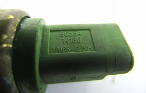 Coolant temperature sensor