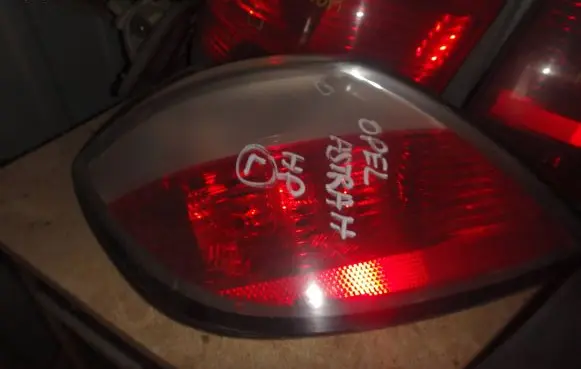 Opel Astra H Rear/tail lights set 