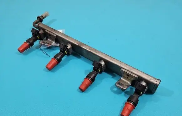 Fuel injector