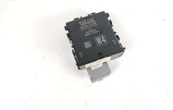 Toyota RAV 4 (XA50) Window wiper relay 8594042040 2360000030