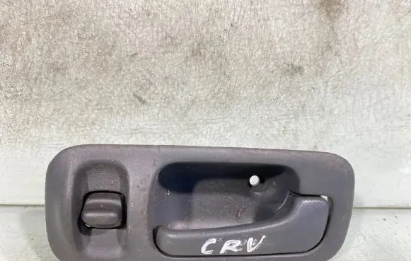 Honda CR-V Rear door interior handle
