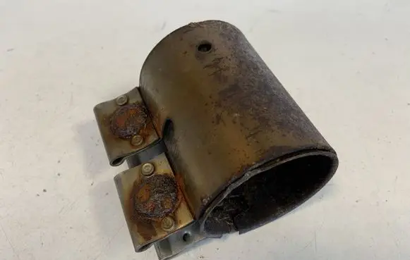 Audi Q7 4M Muffler pipe connector clamp 1K0253141T