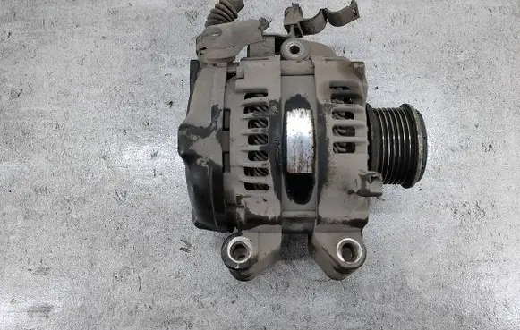 Toyota Avensis T270 Generator/alternator