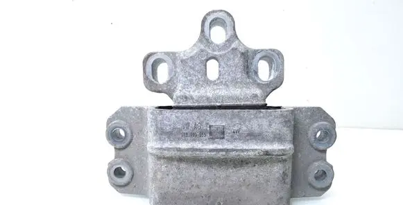 Skoda Yeti (5L) Engine mount bracket 1K0199555
