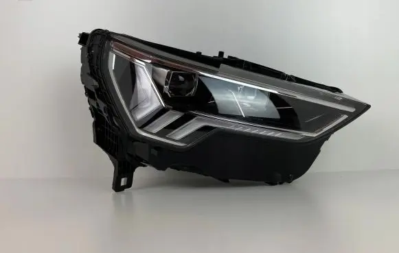 Audi Q3 F3 Headlight/headlamp 83A941034
