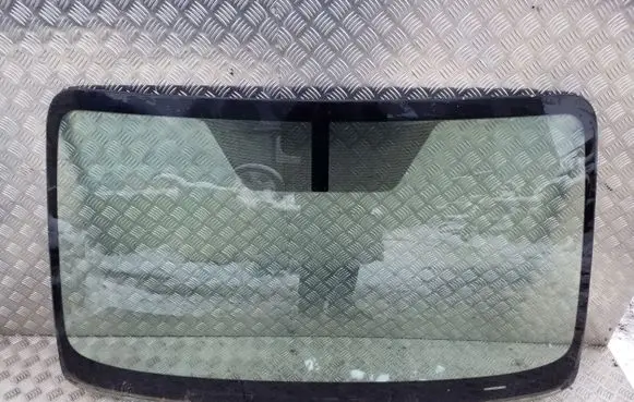 Nissan Navara D23 Front windscreen/windshield window 