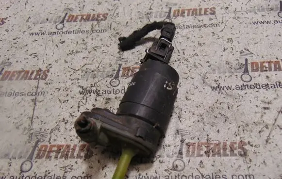 Opel Astra J Windscreen/windshield washer pump 13248320