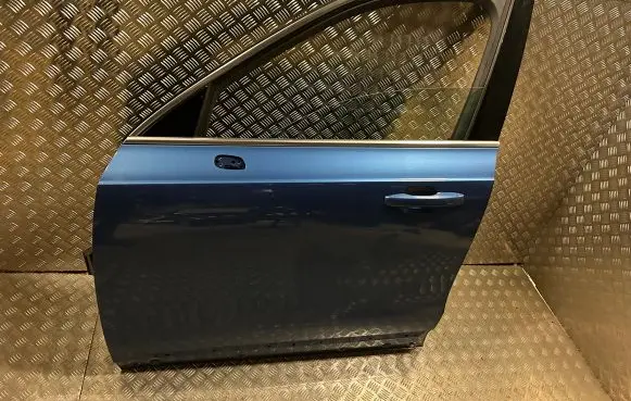 Volvo XC90 Front door