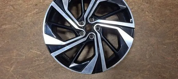 Nissan Qashqai J12 R20 alloy rim MA186UA6A K689TT9