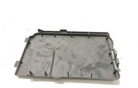 Audi A3 S3 8P Battery box tray cover/lid 1K0915443