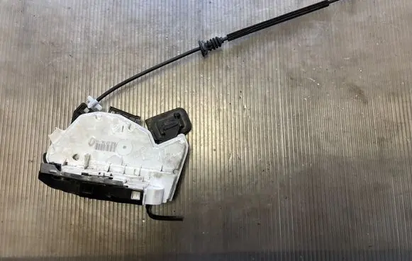 Front door lock