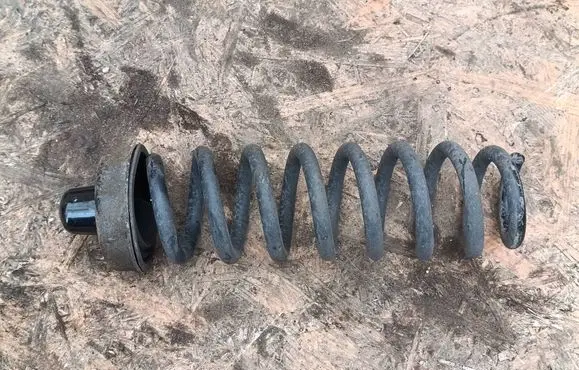 BMW 1 E81 E87 Rear coil spring