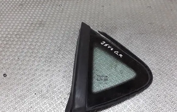 Seat Ibiza IV (6J,6P) Rear side window