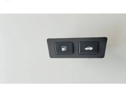 Lexus GS 300 350 430 450H Fuel tank opening switch 15C283