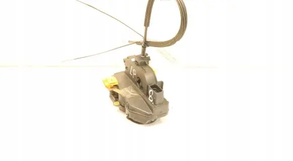 Opel Insignia A Front door lock