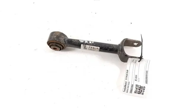 Tesla Model Y Rear control arm 128843199A