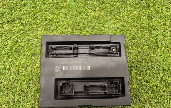 Audi A4 S4 B8 8K Comfort/convenience module 8K0907064C 5DK00991830