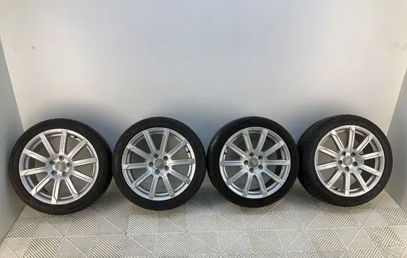 Audi A4 S4 B8 8K R18 alloy rim 8K0601025CB