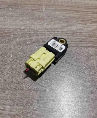 Toyota Yaris Airbag deployment crash/impact sensor 898310D010