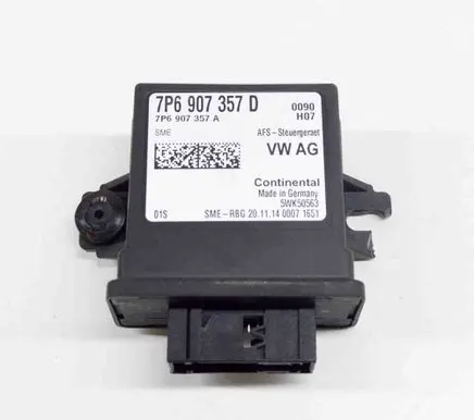 Volkswagen Golf VII Light module LCM 7P6907357D 7P6907357A