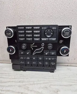 Volvo XC70 Climate control unit 30782280 SN146342 MC06CA00017