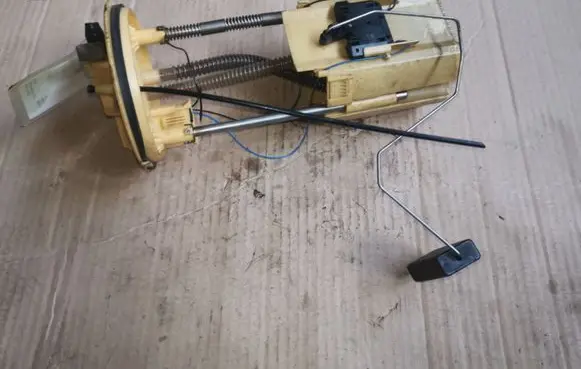 Fuel level sensor