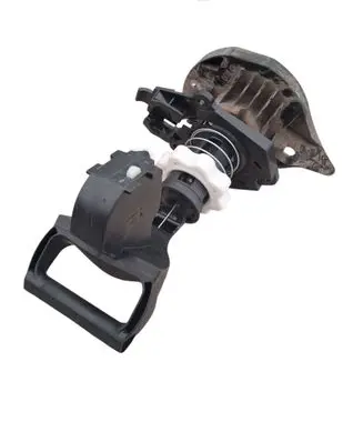 Renault Clio IV Spare wheel mounting bracket 8200922466 8200601401