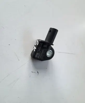 Skoda Octavia Mk3 (5E) Airbag deployment crash/impact sensor 3Q0959351A