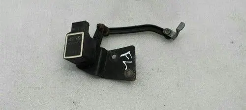 Mercedes-Benz SLK R171 Front air suspension height level sensor A0105427717