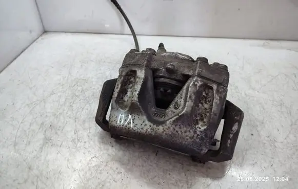 Mercedes-Benz E W212 Front brake caliper