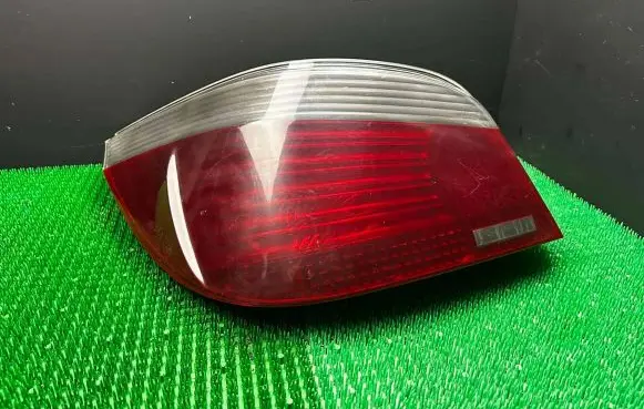 BMW 5 E60 E61 Rear/tail lights 6923305 15823703