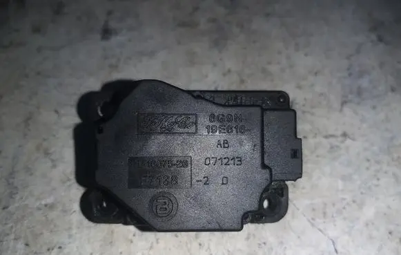 A/C air flow flap actuator/motor